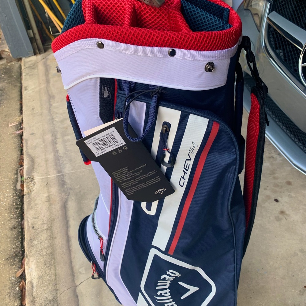 New Callaway Chev 14 Golf Bag.